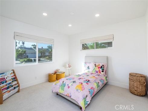 12592 Singing Wood Drive, North Tustin, CA