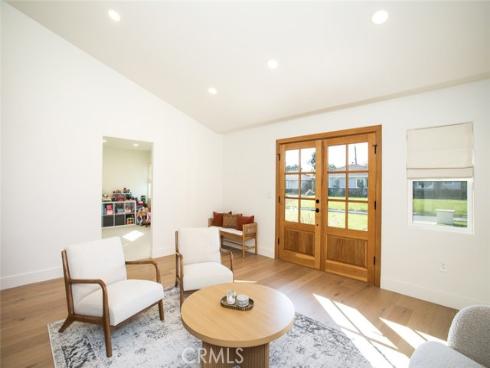 12592 Singing Wood Drive, North Tustin, CA