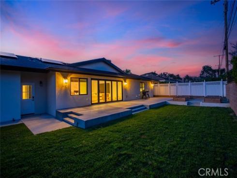 12592 Singing Wood Drive, North Tustin, CA