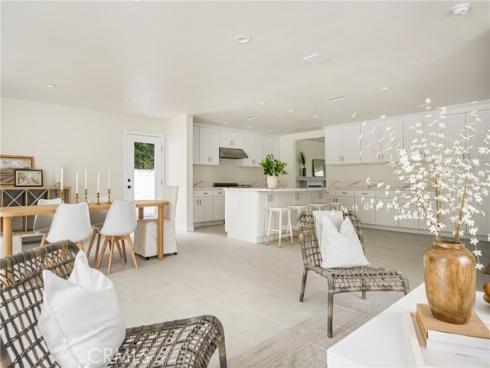 19201 Barrett Lane, North Tustin, CA