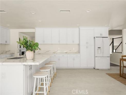 19201 Barrett Lane, North Tustin, CA