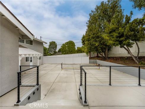 19201 Barrett Lane, North Tustin, CA