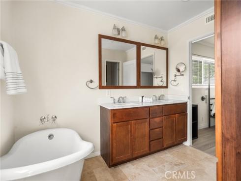 19201 Barrett Lane, North Tustin, CA