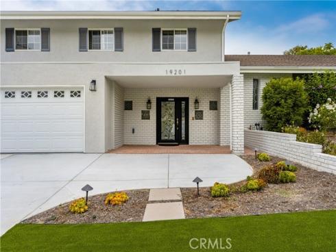 19201 Barrett Lane, North Tustin, CA
