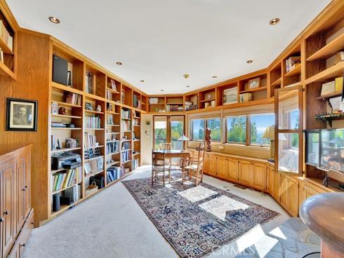 10841  Hideaway   Drive, North Tustin, CA