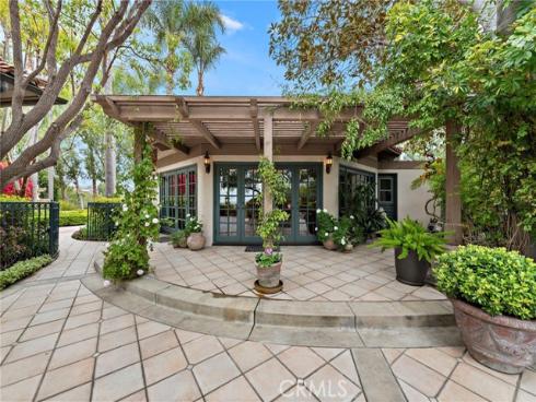 1875  La Cuesta  , North Tustin, CA