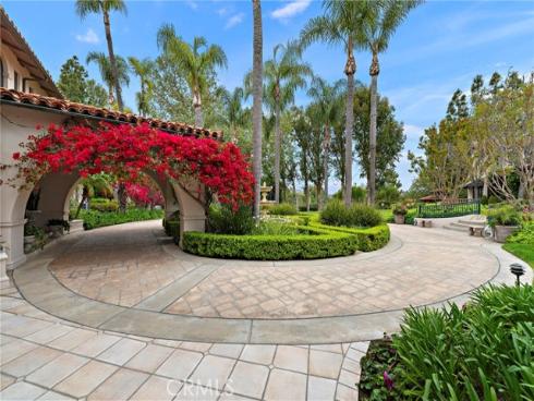 1875  La Cuesta  , North Tustin, CA