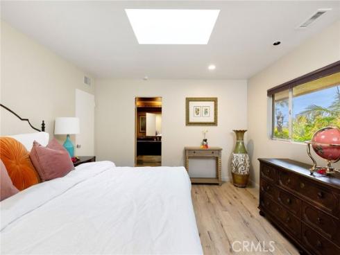 9885  Deerhaven   Drive, North Tustin, CA