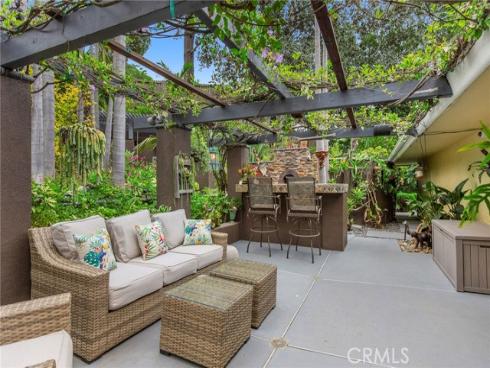 9885  Deerhaven   Drive, North Tustin, CA