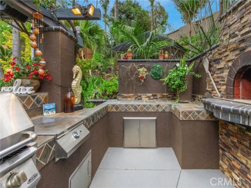 9885  Deerhaven   Drive, North Tustin, CA