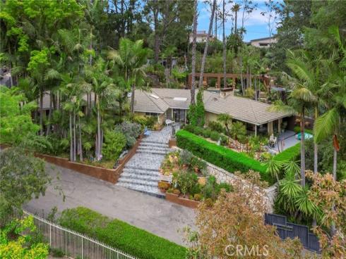 9885  Deerhaven   Drive, North Tustin, CA