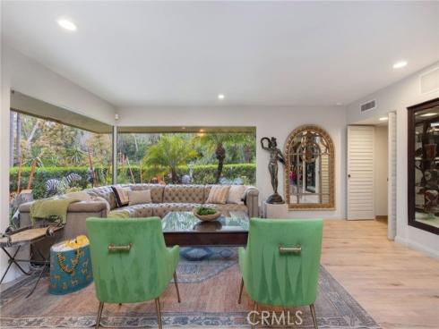 9885  Deerhaven   Drive, North Tustin, CA