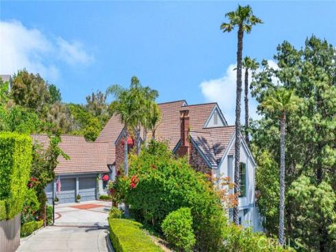 10302 Broadview Place , North Tustin, CA