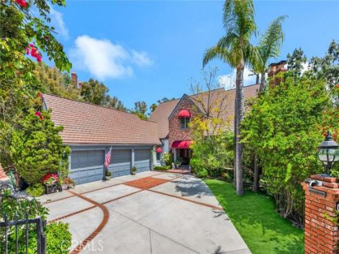 10302 Broadview Place , North Tustin, CA