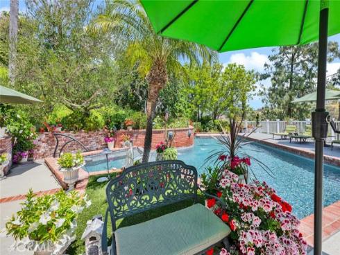 10302 Broadview Place , North Tustin, CA