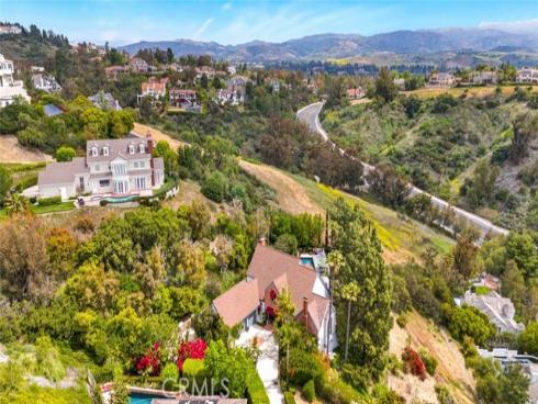 10302 Broadview Place , North Tustin, CA