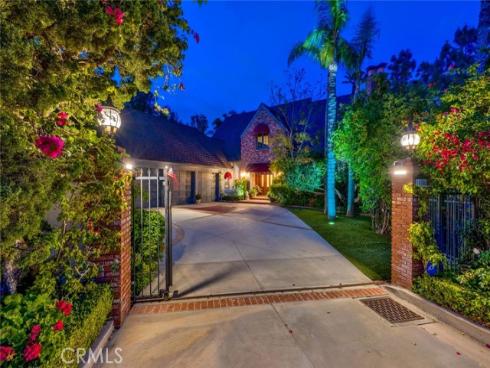 10302 Broadview Place , North Tustin, CA