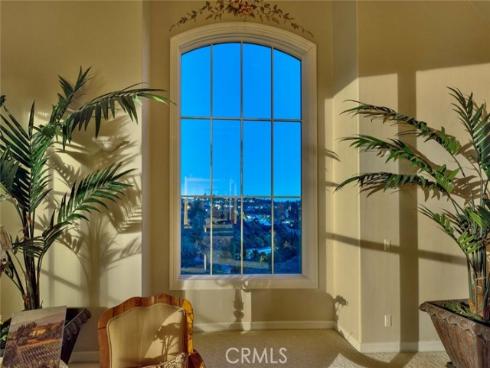 10302 Broadview Place , North Tustin, CA