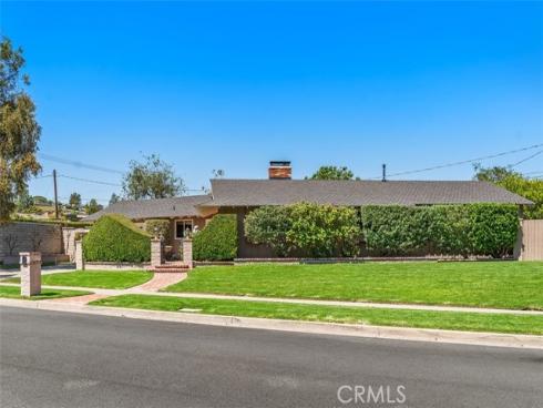 1031  Smoke Tree   Lane, North Tustin, CA
