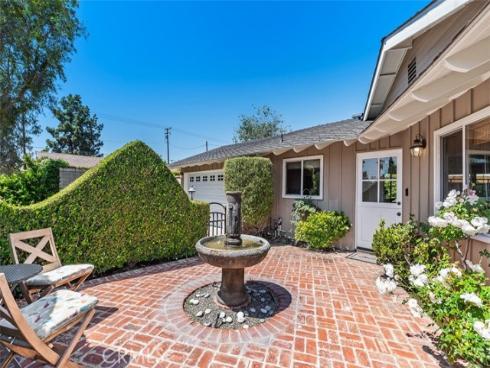 1031 Smoke Tree Lane, North Tustin, CA