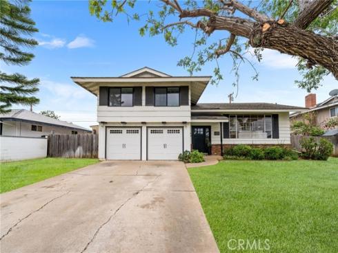 13402  Wheeler  , North Tustin, CA