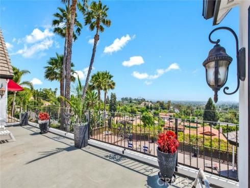 1532 Kensing Lane, North Tustin, CA