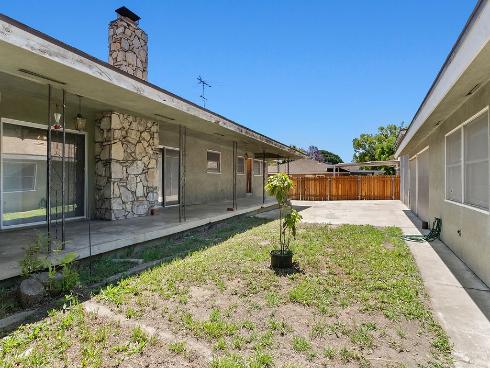 13321 Prospect Avenue, North Tustin, CA