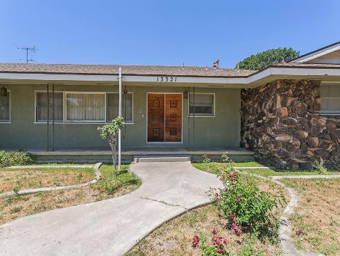 13321 Prospect Avenue, North Tustin, CA