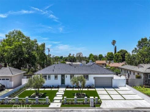 13181 Olympia Way, North Tustin, CA