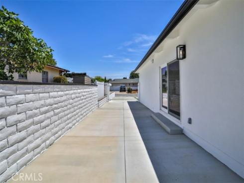13181 Olympia Way, North Tustin, CA