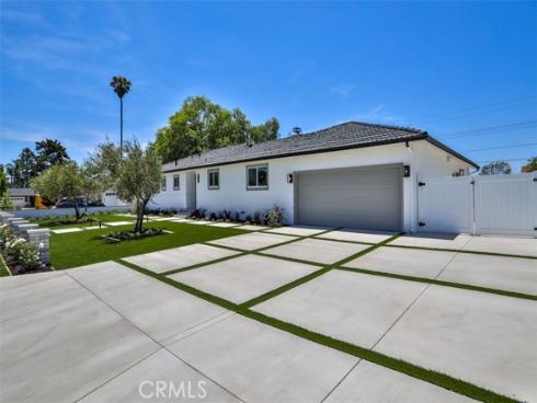 13181 Olympia Way, North Tustin, CA