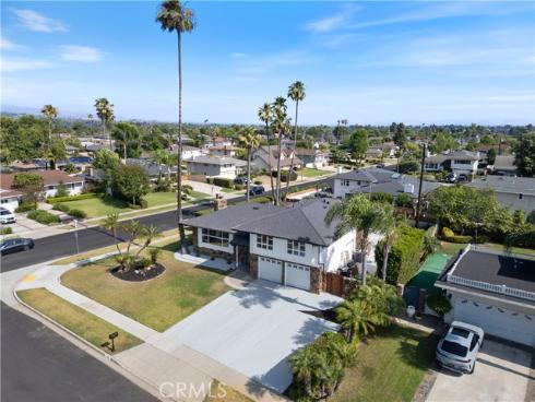 17592 Rainier Drive, North Tustin, CA