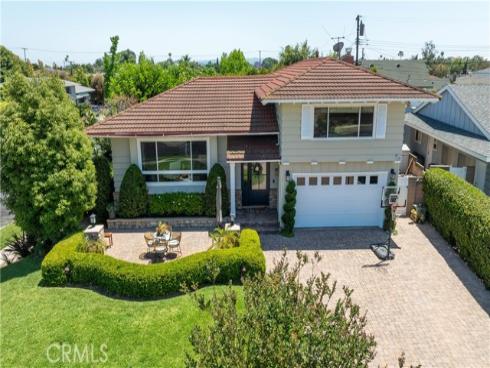 17582 Meredith Dr. , North Tustin, CA