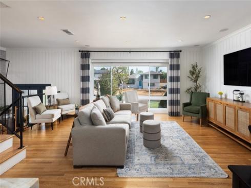 17582 Meredith Dr. , North Tustin, CA