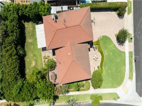 17582 Meredith Dr. , North Tustin, CA