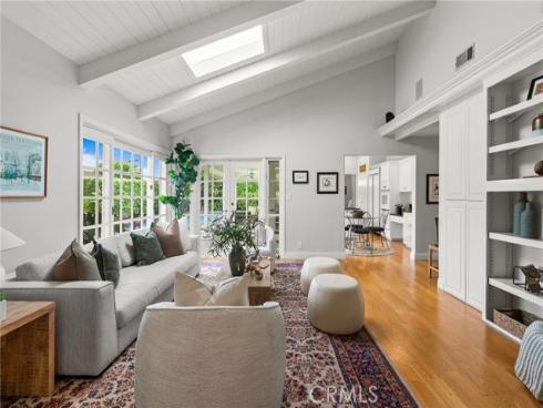 1162 Castlegate , North Tustin, CA