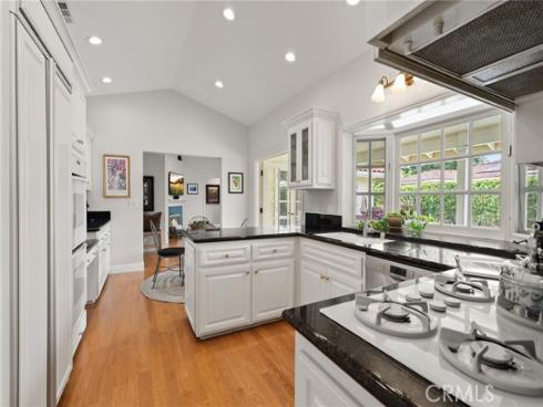 1162 Castlegate , North Tustin, CA