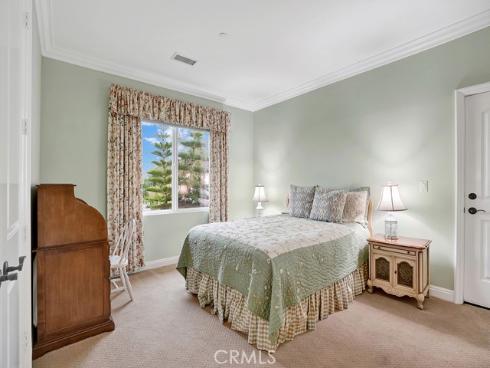 12272 Media Panorama , North Tustin, CA