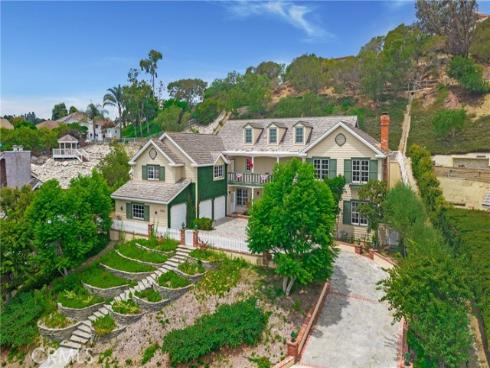 10821  Bronco   Circle, North Tustin, CA