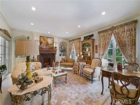 10821  Bronco   Circle, North Tustin, CA