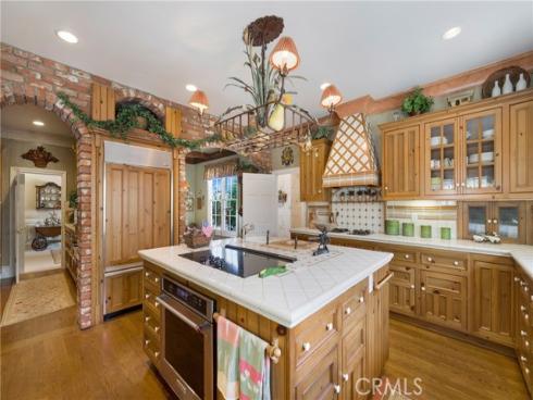 10821  Bronco   Circle, North Tustin, CA