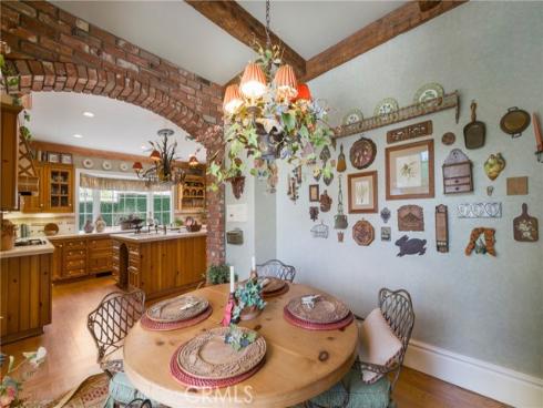 10821  Bronco   Circle, North Tustin, CA