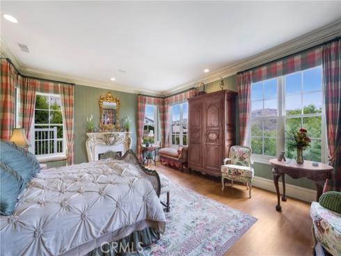 10821  Bronco   Circle, North Tustin, CA