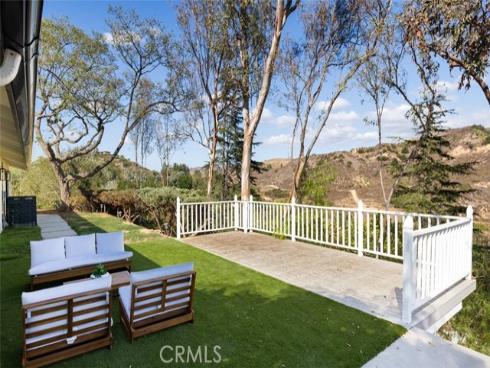 10141 Overhill Drive, North Tustin, CA