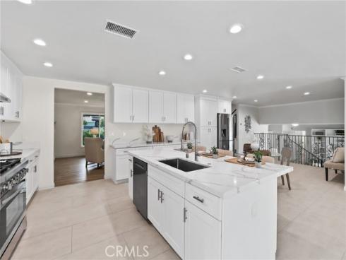 19201  Barrett   Lane, North Tustin, CA