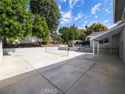 19201  Barrett   Lane, North Tustin, CA