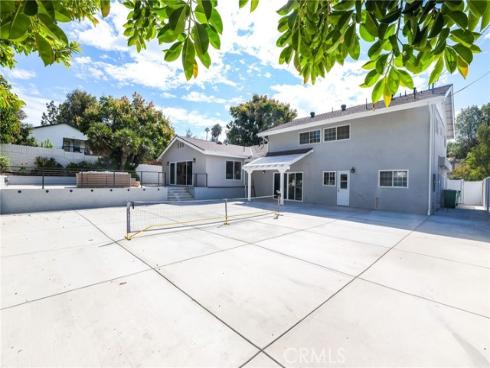 19201  Barrett   Lane, North Tustin, CA