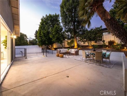 19201  Barrett   Lane, North Tustin, CA