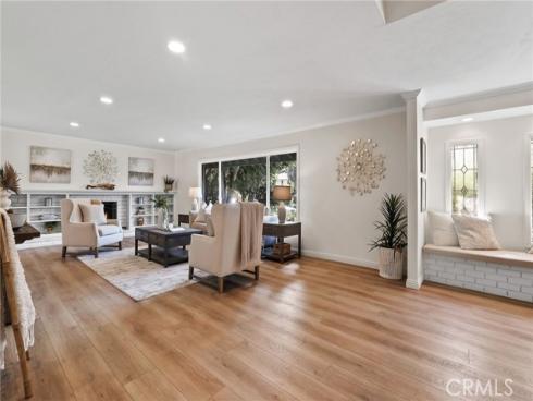 19201  Barrett   Lane, North Tustin, CA