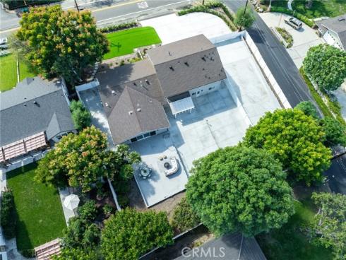 19201  Barrett   Lane, North Tustin, CA